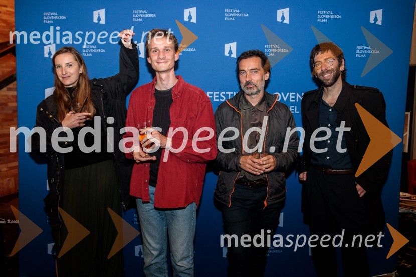 Urša Menart, režiserka;  ... ;  Miloš Tomić, režiser;  Matevž Jerman, režiser25. festival slovenskega filma, zaključek festivala v Portorožu