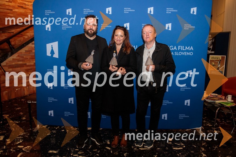  Matevž Luzar, režiser;  Petra Vidmar, tolkalka;  Simon Tanšek, direktor fotografije25. festival slovenskega filma, zaključek festivala v Portorožu