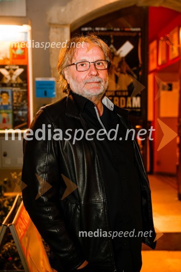  Vinko Möderndorfer, pisatelj, pesnik, režiser, dramatikAmsterdam, premiera v Mini teatru