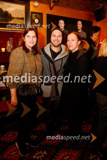  Teja Pelko, novinarka, Svet24;  Siniša Vasiljevič;  ... Amsterdam, premiera v Mini teatru