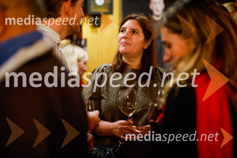  Teja Pelko, novinarka, Svet24Amsterdam, premiera v Mini teatru