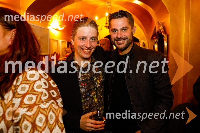  Timotej Novaković, igralec;  Tadej Pišek, igralecAmsterdam, premiera v Mini teatru