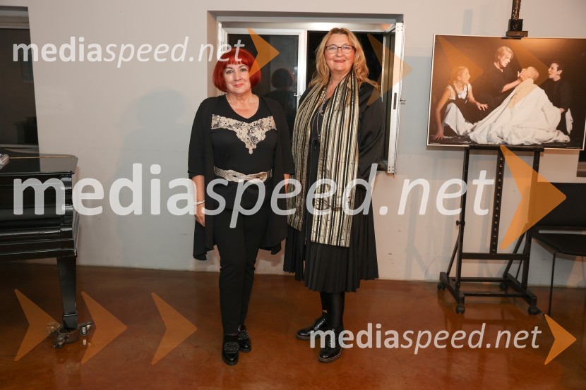  Vlasta Nussdorfer, svetovalka predsednika republike;  Karmen Knez Stanič, biologinjaŽene v testu, premiera