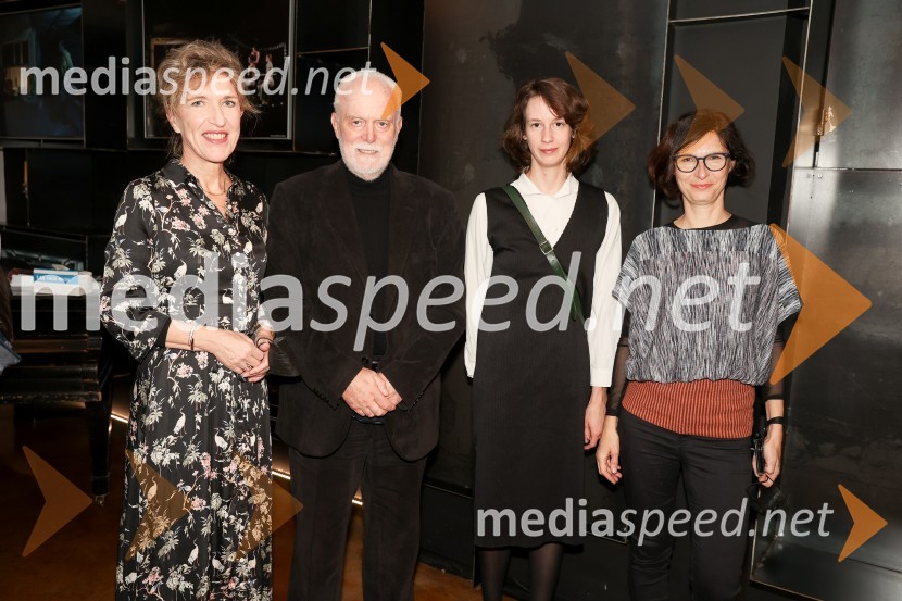  Vesna Jurca Tadel, Ministrstvo za kulturo;  Marko Gorjanc, nekdanji ravnatelj/pomočnik ravnatelja SNG Drama Ljubljana;  Ajda Auer, PR, Drama SNG Ljubljana;  Špela Zorn, organizatorka programa SNG Drama LjubljanaŽene v testu, premiera