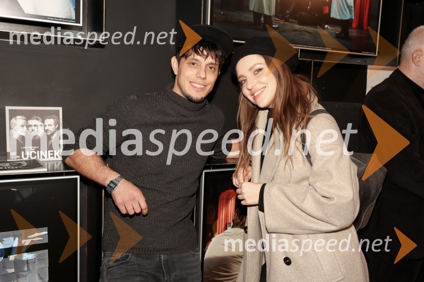  Maj Klemenc;  Maja Keuc, pevka, AmayaŽene v testu, premiera