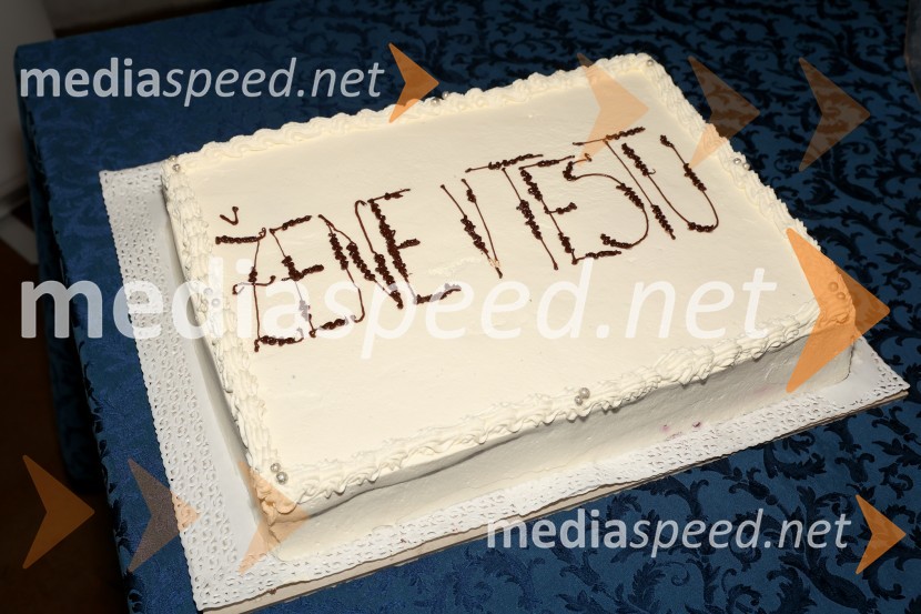 Žene v testu, premiera
