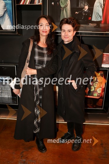  Vesna Milek, novinarka in publicistka;  Rok Smolej, televizijecŽene v testu, premiera