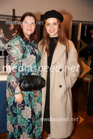  Teja Pelko, novinarka, Svet24;  Maja Keuc, pevka, AmayaŽene v testu, premiera