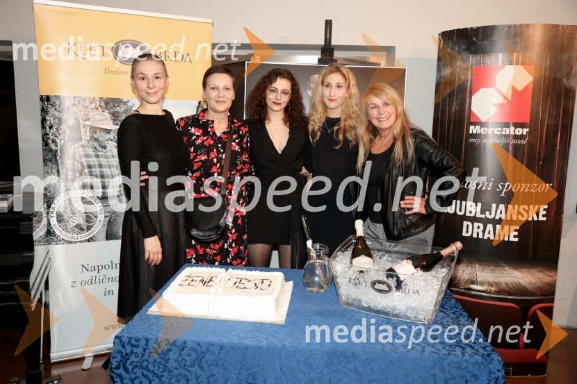  Nataša Keser, igralka;  Barbara  Žefran, igralka;  Maruša Mali, scenografinja;  Ivana Percan Kodarin, igralka;  Zvezdana  Mlakar, igralkaŽene v testu, premiera