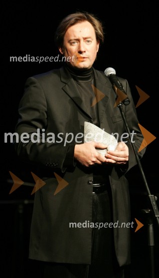 Vladimir Rukavina Gogo, direktor Narodnega doma Maribor in direktor festivala Lent - nagrajenega kot Naj pozitivni dogodekRazglasitev Naj Mariborčanov 2005