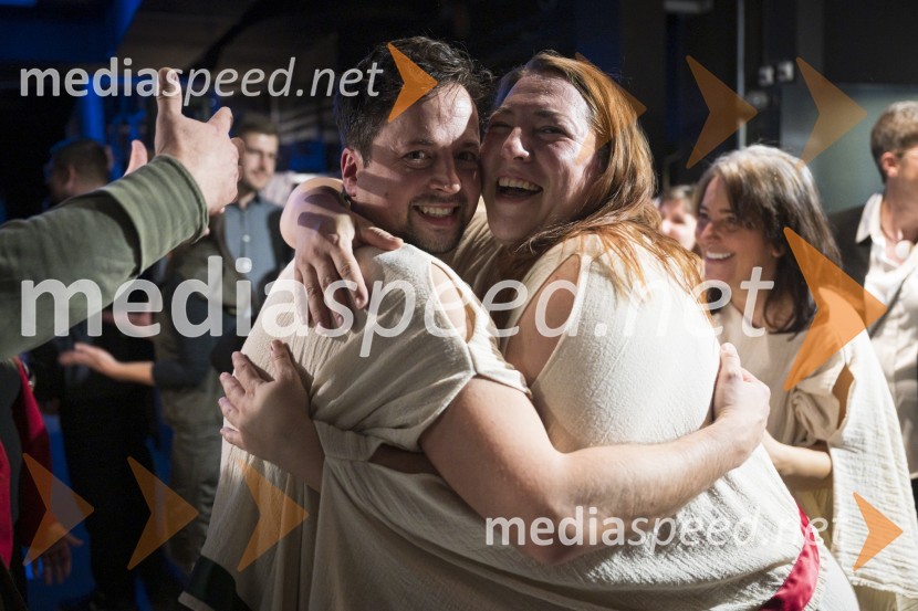  Andrej Zalesjak, igralec;  Ana Facchini, igralkaNeustrašne, premiera v SNG Nova Gorica