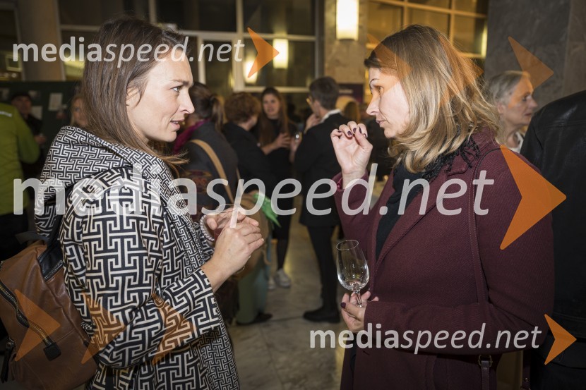  Arna  Hadžialjević, igralka;  ... Neustrašne, premiera v SNG Nova Gorica