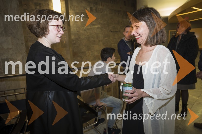  ... ;  Larisa Javernik, dramaturginjaNeustrašne, premiera v SNG Nova Gorica