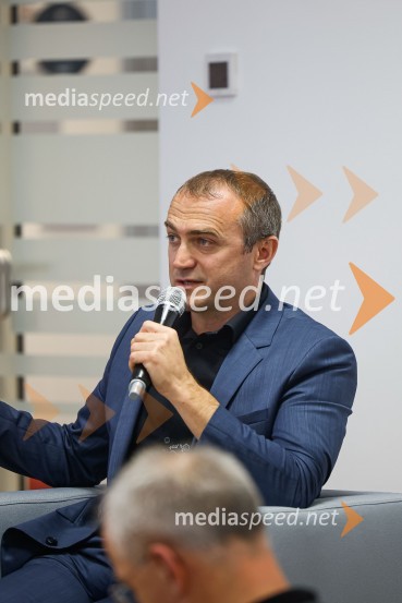  Klemen Malovrh, direktor, Zavod za turizem KranjSOS Proteus - odprtje informacijskega centra za varstvo človeške ribice, Kranj