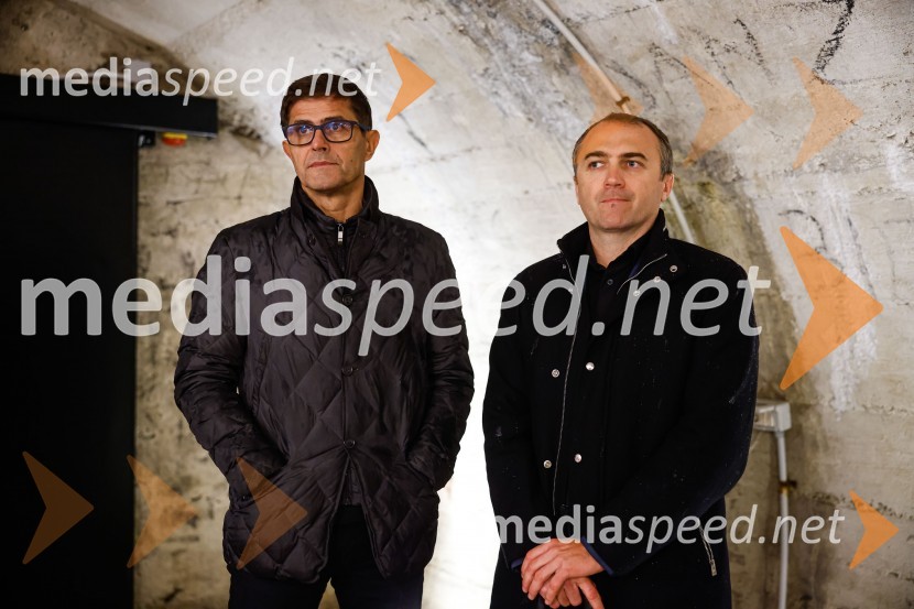  Matjaž Rakovec, župan Mestne občine Kranj;  Klemen Malovrh, direktor, Zavod za turizem KranjSOS Proteus - odprtje informacijskega centra za varstvo človeške ribice, Kranj