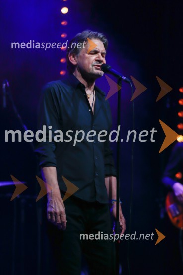  Marko Vuksanović, pevec, skupina AvtomobiliAvtomobili, koncert ob 40-letnici