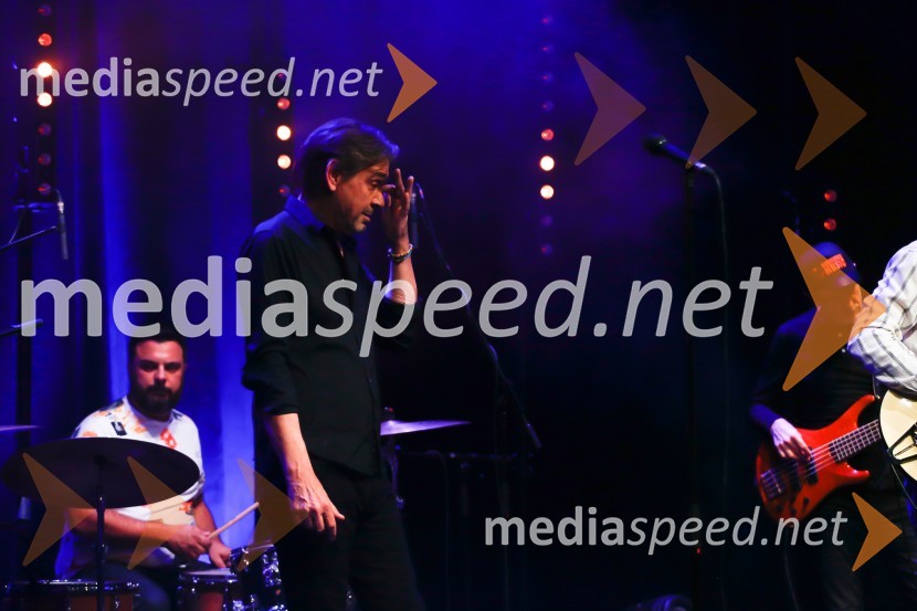  Marko Vuksanović, pevec, skupina AvtomobiliAvtomobili, koncert ob 40-letnici