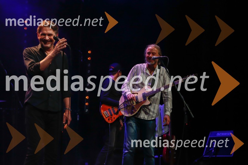  Marko Vuksanović, pevec, skupina Avtomobili;  Boštjan Andrejc – Bushy , kitara, skupina AvtomobiliAvtomobili, koncert ob 40-letnici