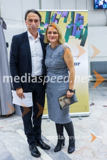  Tomislav  Čizmić, predsednik uprave, Mercator d.d.;  ... Orkester Romanske Švice na odru Cankarjevega doma