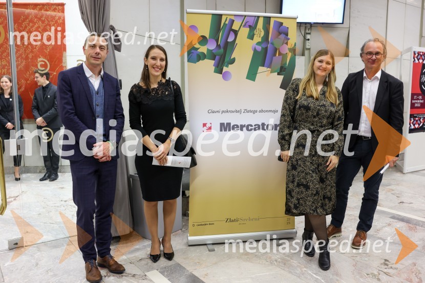 Orkester Romanske Švice na odru Cankarjevega doma