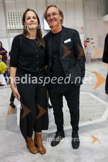  ... ;  Mitja Sojer, frizer, Mič StylingOrkester Romanske Švice na odru Cankarjevega doma