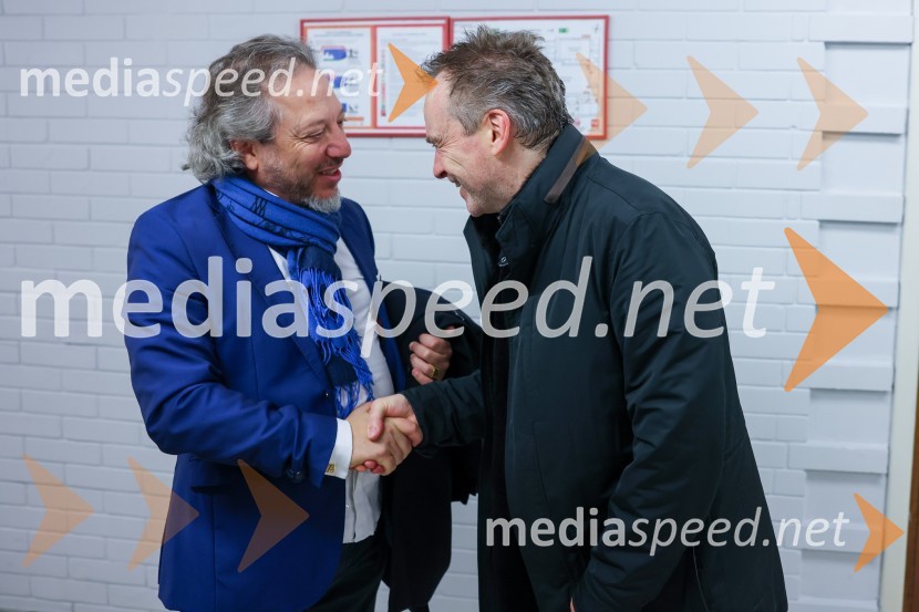  George Pehlivanian, dirigent;  Jonathan Nott, dirigentOrkester Romanske Švice na odru Cankarjevega doma