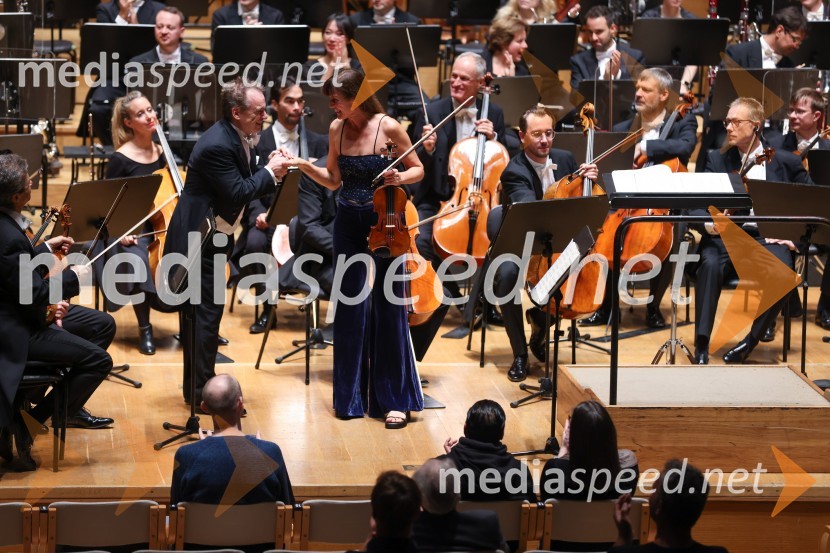  Jonathan Nott, dirigent;   Viktoria Mullova, violinaOrkester Romanske Švice na odru Cankarjevega doma