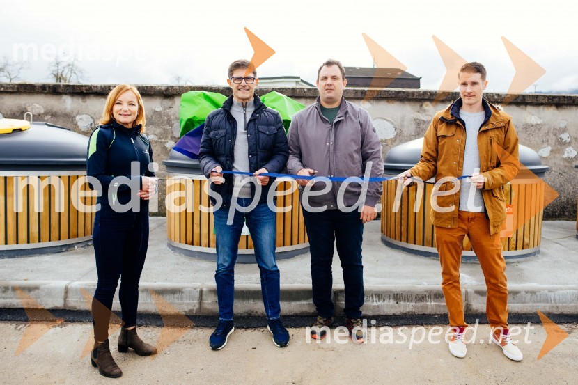  Simona Bergant, vodja sektorja Odpadki, Komunala Kranj;  Matjaž Rakovec, župan Mestne občine Kranj;  Primož Bavdek, predsednik sveta KS Besnica;  Janez Černe, podžupan Mestne občine KranjOdprtje novih podzemnih zbiralnic, Mestna občina Kranj