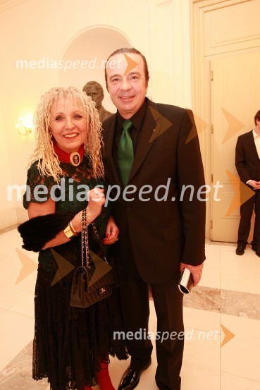 Irena Polanec, slikarka, in njen mož BojanZlatorog, premiera opere