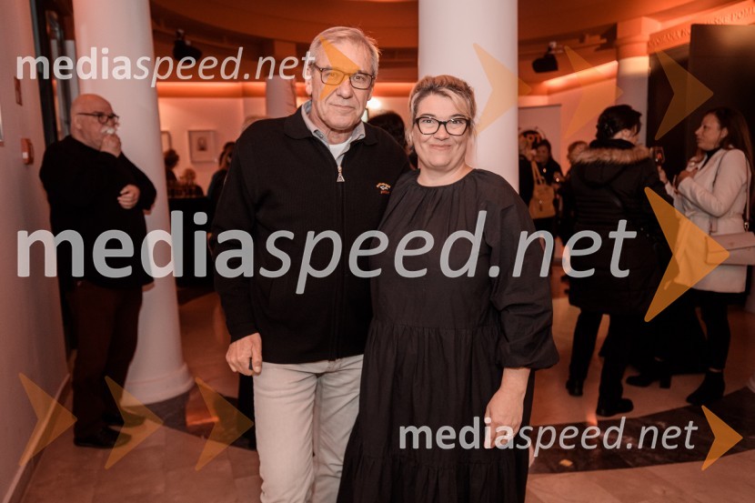  Aleš Valič, igralec;  Ivana Djilas, režiserkaNevidna ženska, premiera