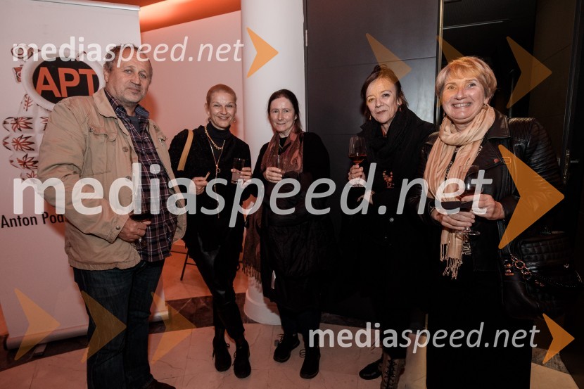 Nevidna ženska, premiera