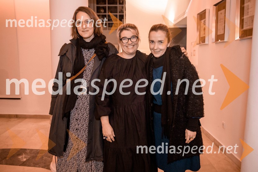  ... ;  Ivana Djilas, režiserka;  Maja Kunšič, igralkaNevidna ženska, premiera