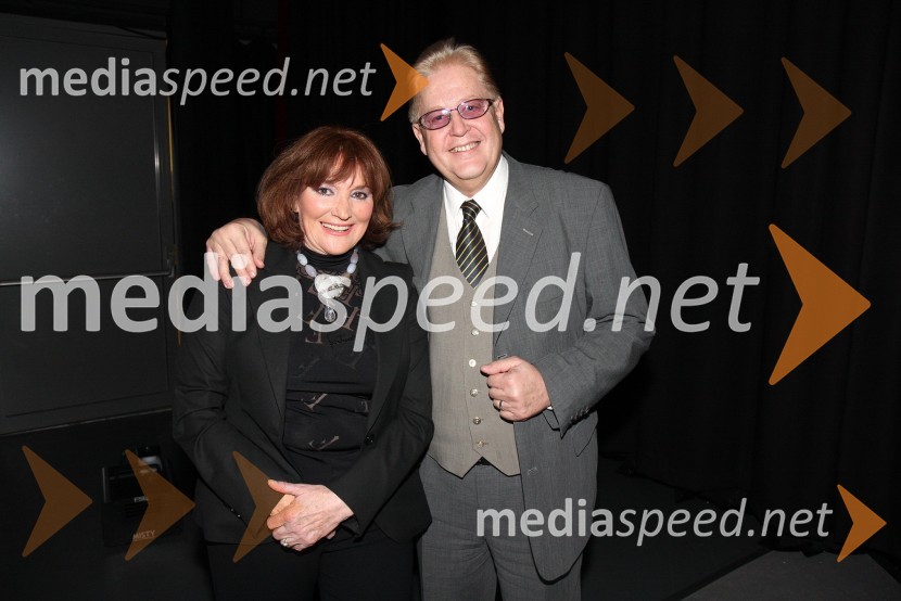 Tereza Kesovija, hrvaška pevka in Vinko Šimek, humoristTereza Kesovija, koncert v Mondu