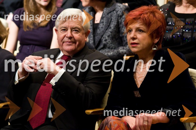 Milan Kučan, nekdanji predsednik Slovenije in Majda Širca, ministrica za kulturoPodelitev Prešernovih nagrad 2009