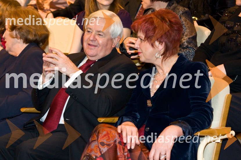 Milan Kučan, nekdanji predsednik Slovenije in Majda Širca, ministrica za kulturoPodelitev Prešernovih nagrad 2009