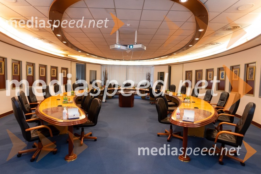 Srečanje državnega sekretarja Štucina s člani Slovenskega konzularnega zbora