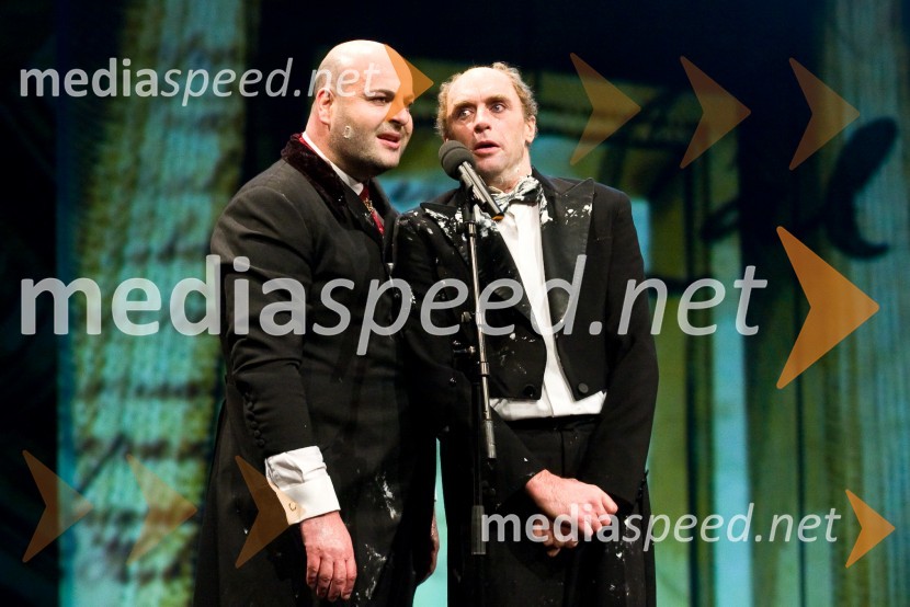 Jernej Šugman in Janez Škof, povezovalca prireditvePodelitev Prešernovih nagrad 2009