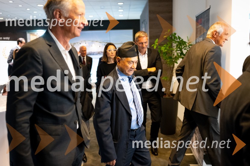  ... ;   Aswin Kumar Shrestha, častni generalni konzul NepalaSrečanje državnega sekretarja Štucina s člani Slovenskega konzularnega zbora