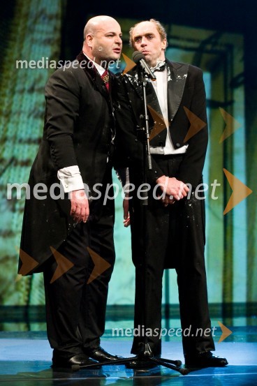 Jernej Šugman in Janez Škof, povezovalca prireditvePodelitev Prešernovih nagrad 2009