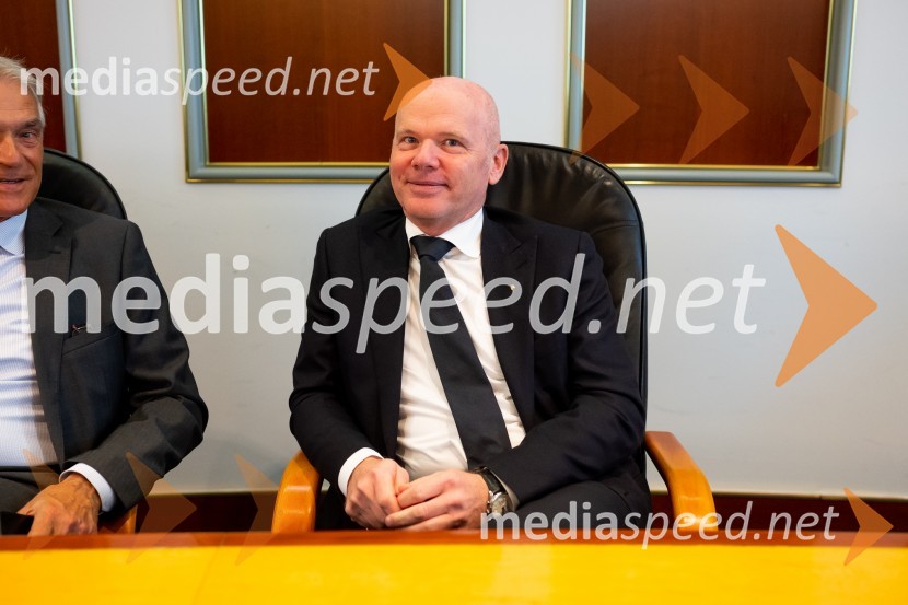 Srečanje državnega sekretarja Štucina s člani Slovenskega konzularnega zbora