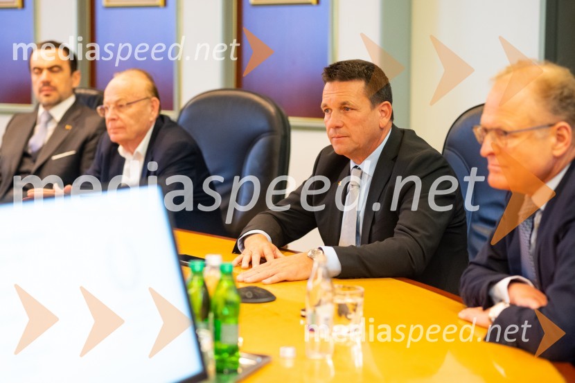  Marko Smole, izvršni odbor, Riko, d.o.o.Srečanje državnega sekretarja Štucina s člani Slovenskega konzularnega zbora