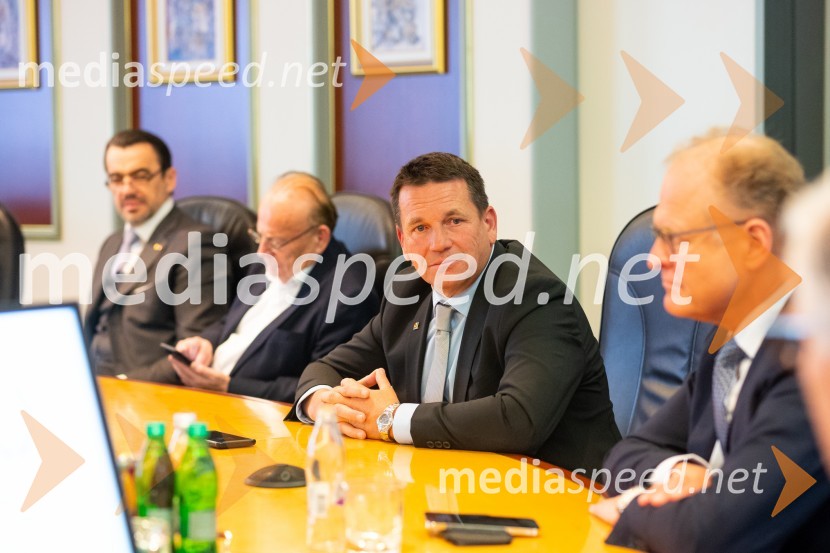  Marko Smole, izvršni odbor, Riko, d.o.o.Srečanje državnega sekretarja Štucina s člani Slovenskega konzularnega zbora