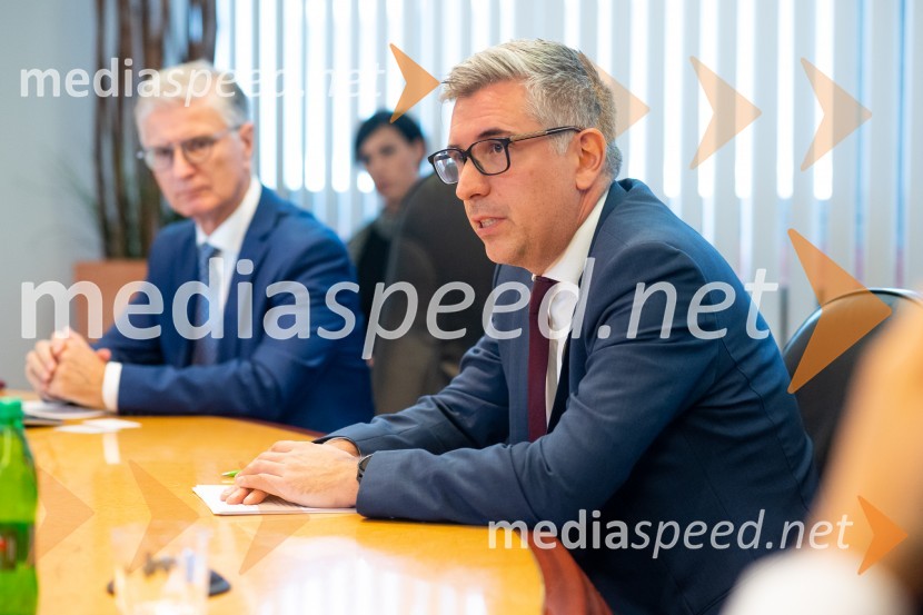 mag. Marko Štucin, državni sekretar MZZSrečanje državnega sekretarja Štucina s člani Slovenskega konzularnega zbora