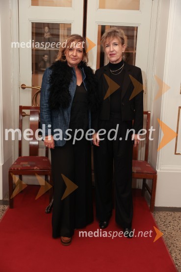  Tamara Vučković, direktorica, Jugoslovansko dramsko pozorište;  Vesna Jurca Tadel, ravnateljice SNG Drama LjubljanaOjdip, gostujoča drama v SNG drama Ljubljana