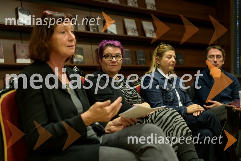  Seta Knop, pisateljica;  Ivana Djilas, režiserka;  Mirana Likar Bajželj, pisateljica; dr. Mirt Komel, filozof, sociolog, dramatik, esejist in prevajalecPredstavitev novo izdanih knjig založbe Goga, novinarska konferenca