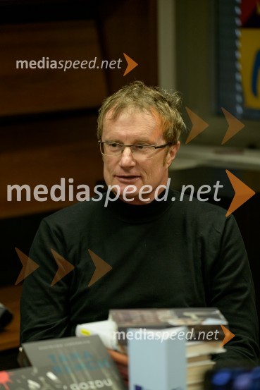  Tadej Golob, pisatelj, novinar, kolumnist in alpinistPredstavitev novo izdanih knjig založbe Goga, novinarska konferenca