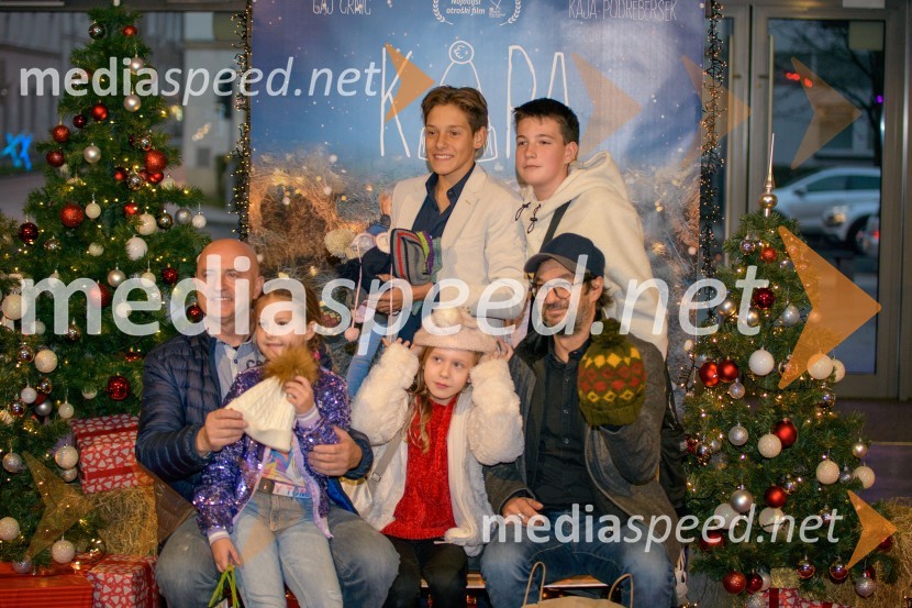  ... ;  ... ;  Tilen Kolbe, igralec;  Kaja Podrebersek, igralka;  Emil Kulović, igralec;  Slobodan Maksimović, režiserPremiera prvega slovenskega  božičnega filma KAPA  v Mariboxu