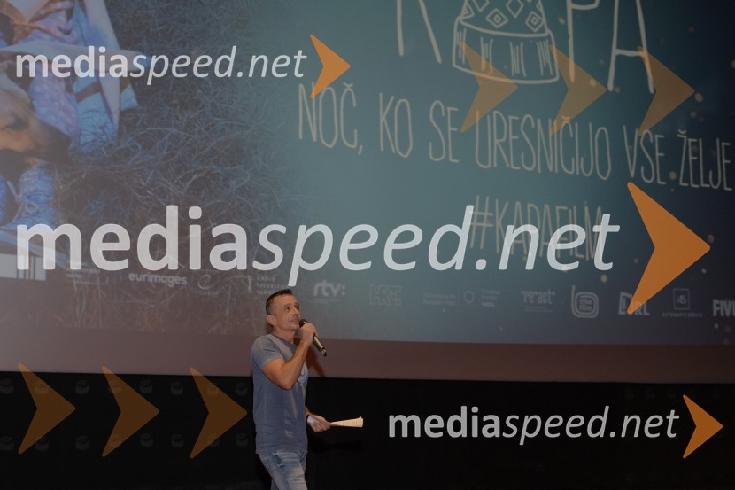  Damijan Vinter, voditeljPremiera prvega slovenskega  božičnega filma KAPA  v Mariboxu