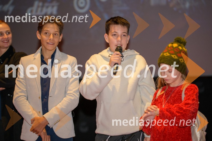  Tilen Kolbe, igralec;  Emil Kulović, igralec;  Kaja Podrebersek, igralkaPremiera prvega slovenskega  božičnega filma KAPA  v Mariboxu