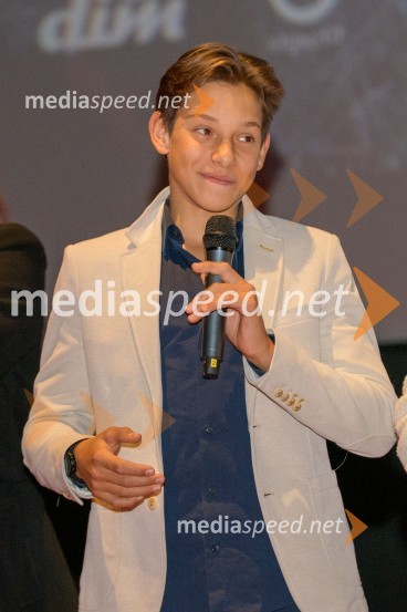  Tilen Kolbe, igralecPremiera prvega slovenskega  božičnega filma KAPA  v Mariboxu